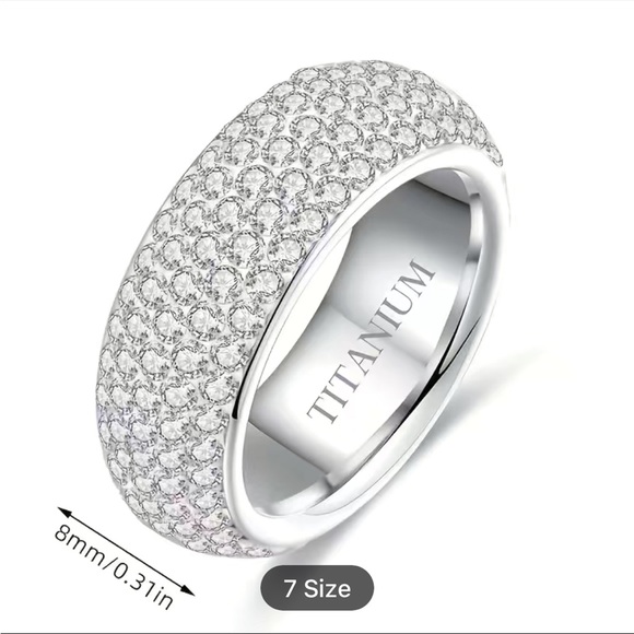 New beautiful multi row diamond crystals titanium ring size 7 - Picture 3 of 5